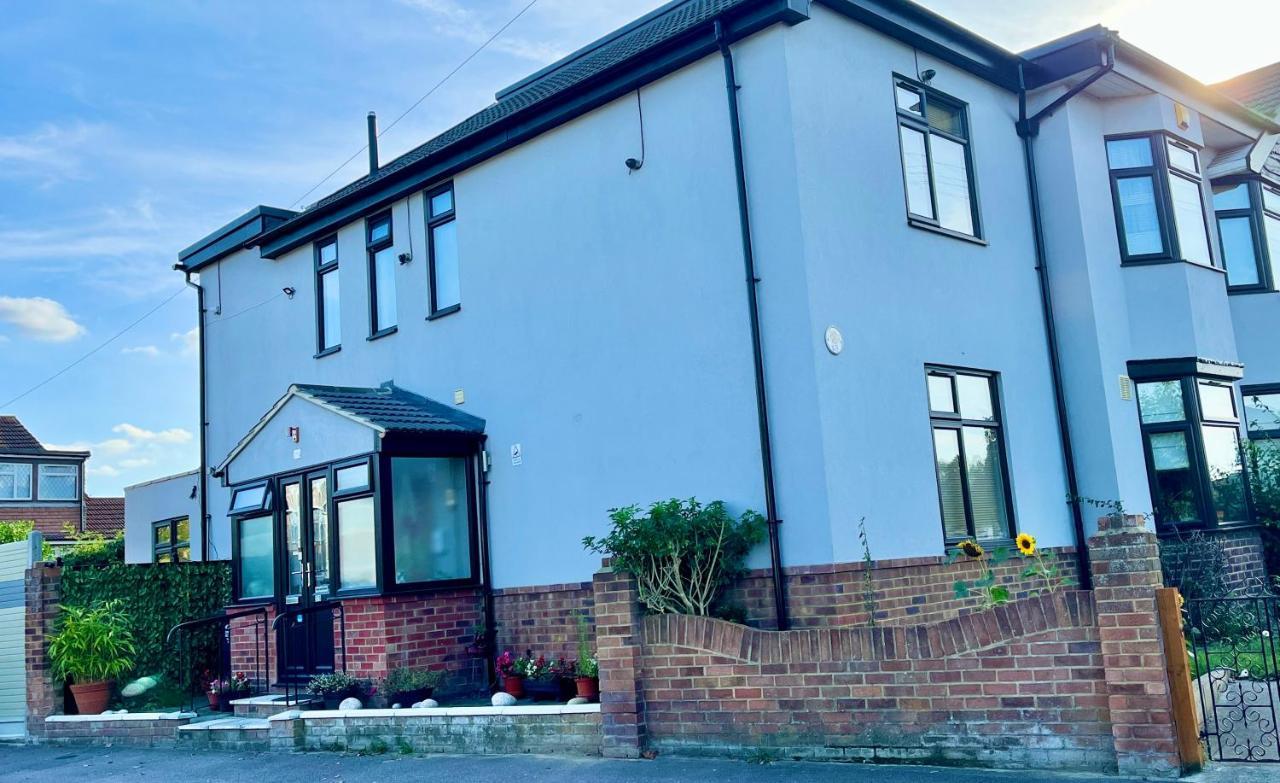 Ar-Rahman, 1 Bed Room And 1 Living Room Apartment Dartford Exterior foto